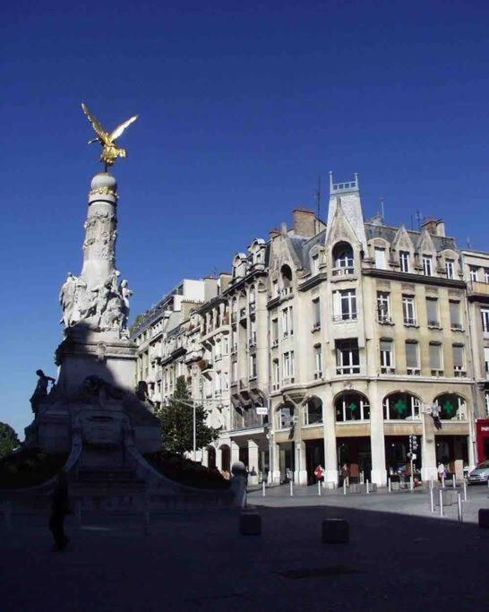 Apppartement Des Sacres De Apartment Reims